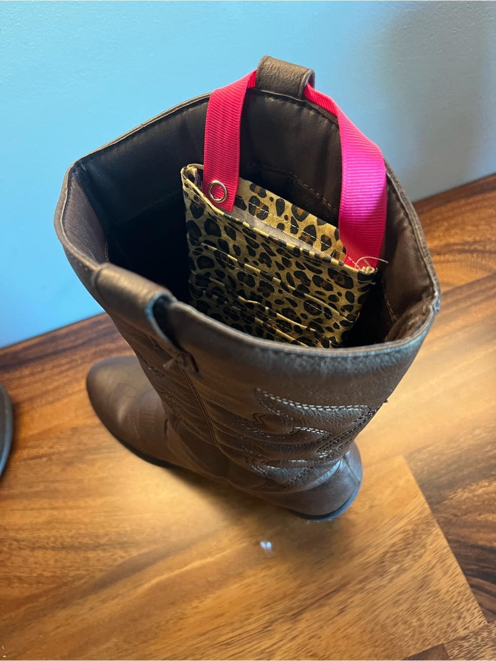 Boot Wallet!